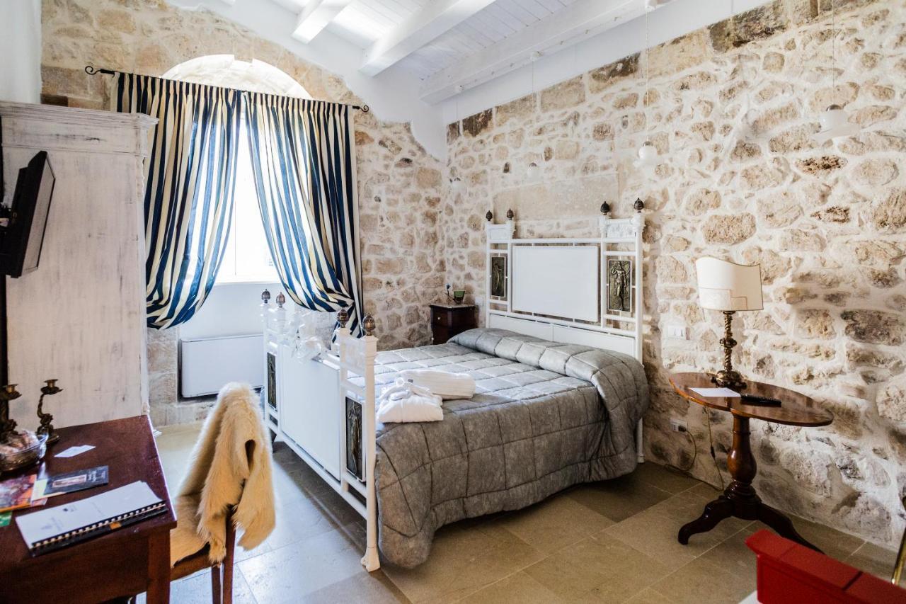 Dimora Di Catullo - Ospitalita Di Charme Villa Palazzolo Acreide Exterior foto